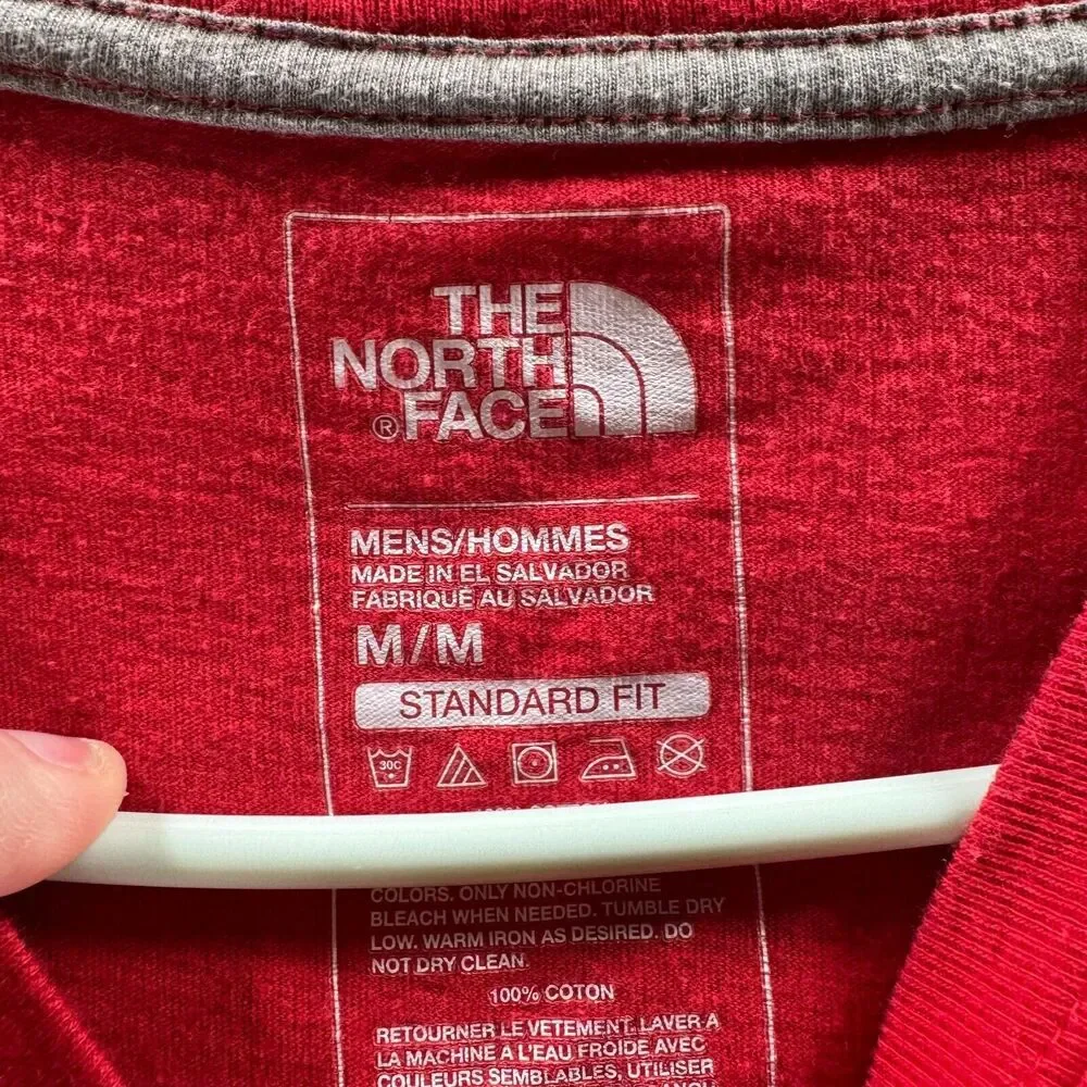 The‎ North Face Shirt Men Medium Red Crew Neck Standard Outdoors Hiking Cotton
